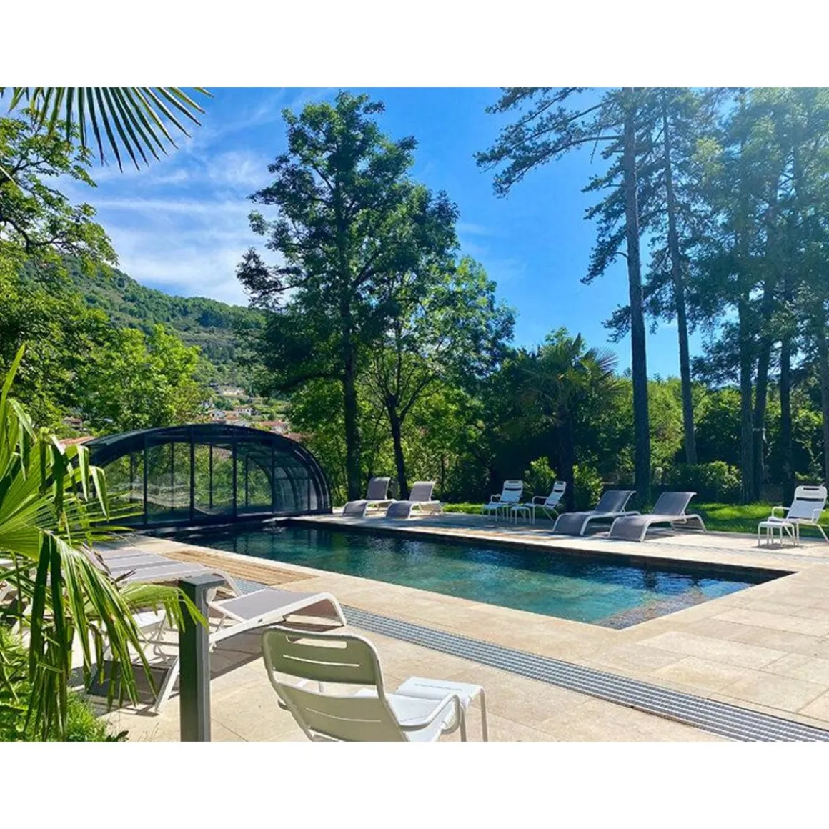 3 jours en écolodge avec bain bouillonnant privatif et accès au sauna et piscine dans les Causses - Coffret Cadeau Séjour