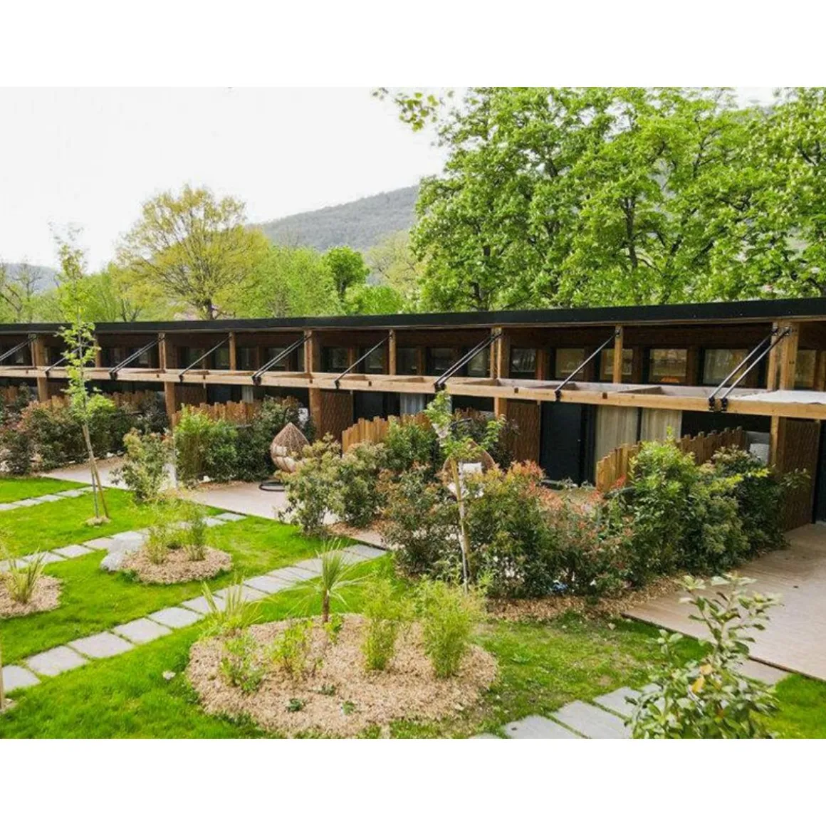 3 jours en écolodge avec bain bouillonnant privatif et accès au sauna et piscine dans les Causses - Coffret Cadeau Séjour