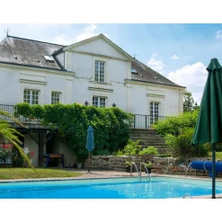 2 jours en hôtel avec dîner et accès au spa près d'Angers - Coffret Cadeau Séjour