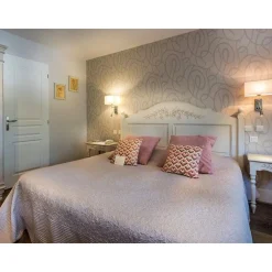 2 jours en hôtel de charme 4* avec dîner entre Lyon et Valence - Coffret Cadeau Séjour