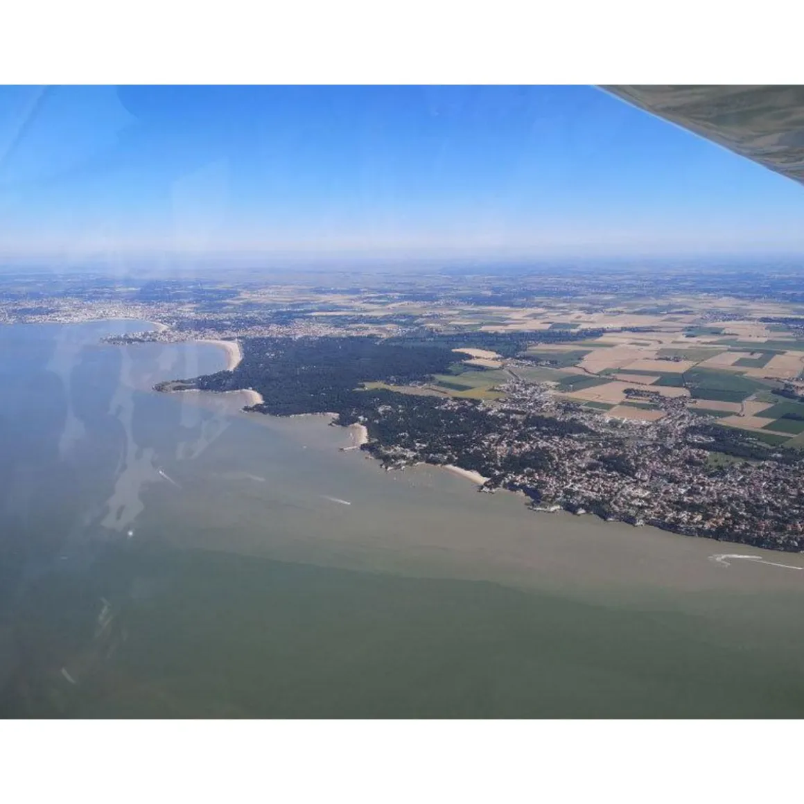 30 min de baptême de l'air en ULM avec initiation au pilotage au sud de Bordeaux - Coffret Cadeau Sport & Aventure