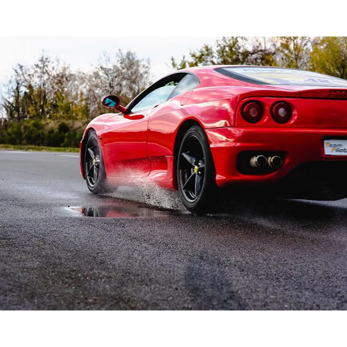 6 tours de pilotage à sensations en Lotus Elise Sport et Ferrari 360 Modena - Coffret Cadeau Sport & Aventure