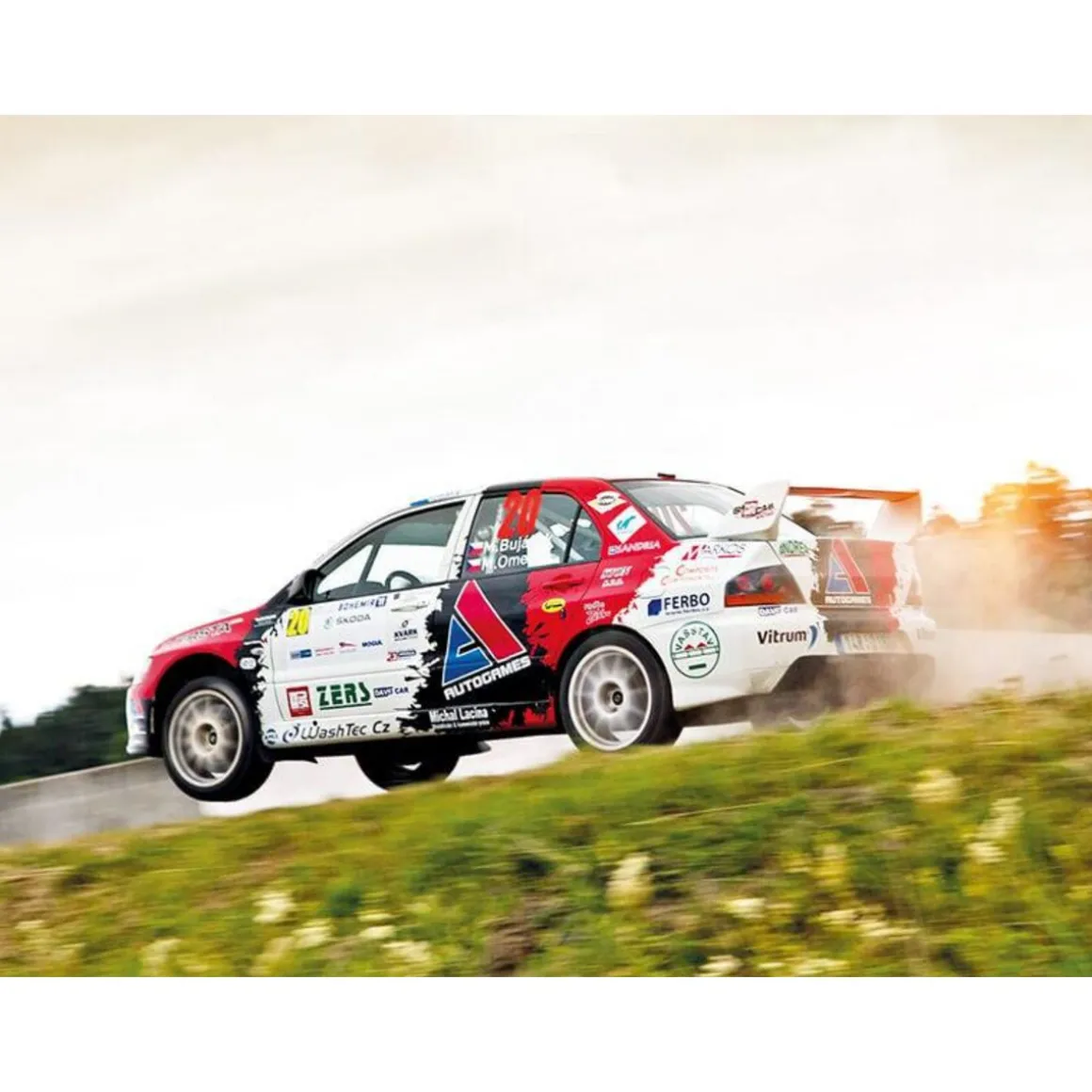 Anniversaire Pilotage pour les amoureux d'adrénaline - Coffret Cadeau Sport & Aventure