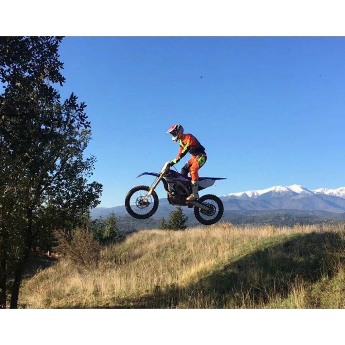 Anniversaire Pilotage pour les amoureux d'adrénaline - Coffret Cadeau Sport & Aventure