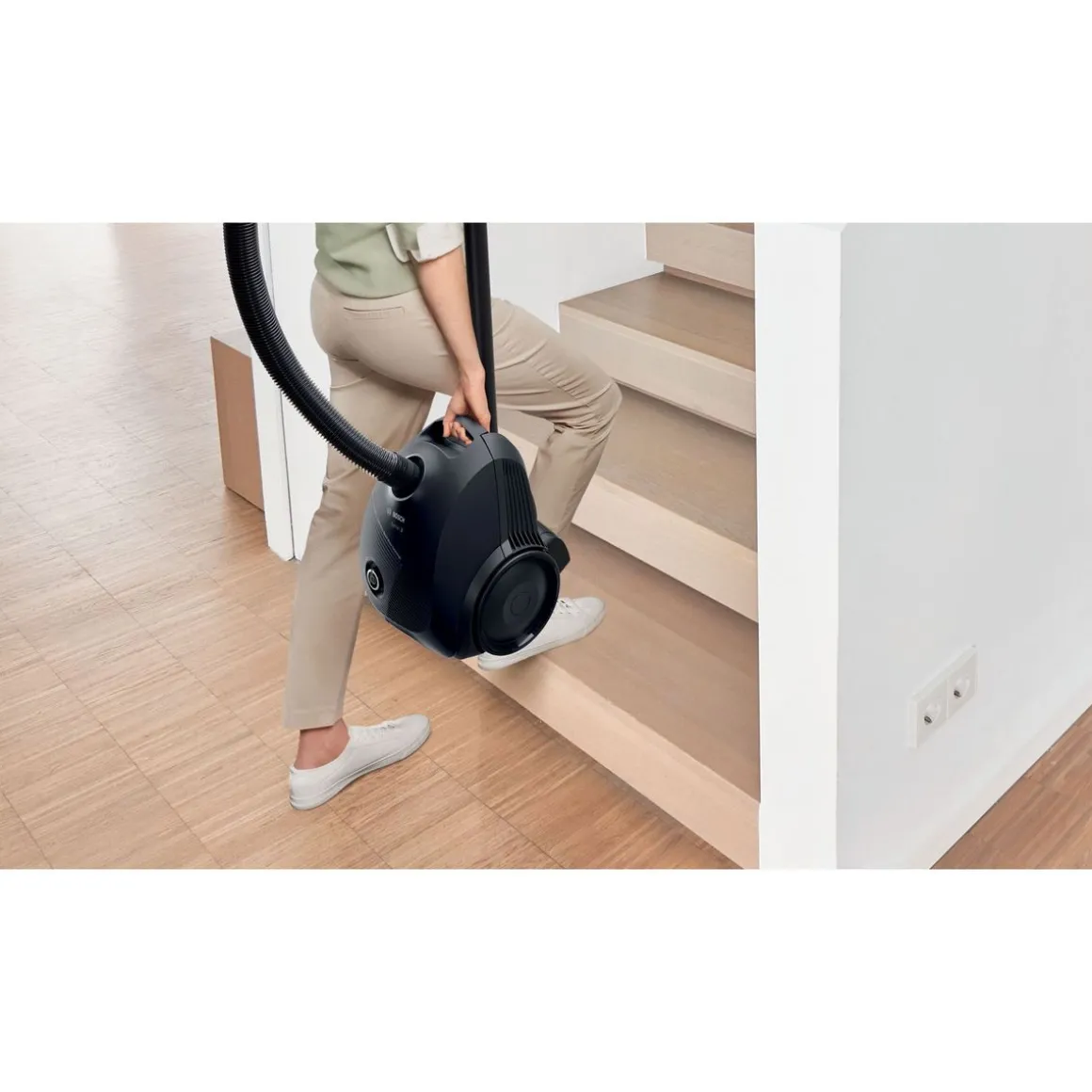 Aspirateur traîneau avec sac BGLS2BA3D8 - Noir