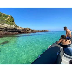 Balade en bateau de 2h30 au Pays basque avec stand up paddle et snorkeling - Coffret Cadeau Sport & Aventure