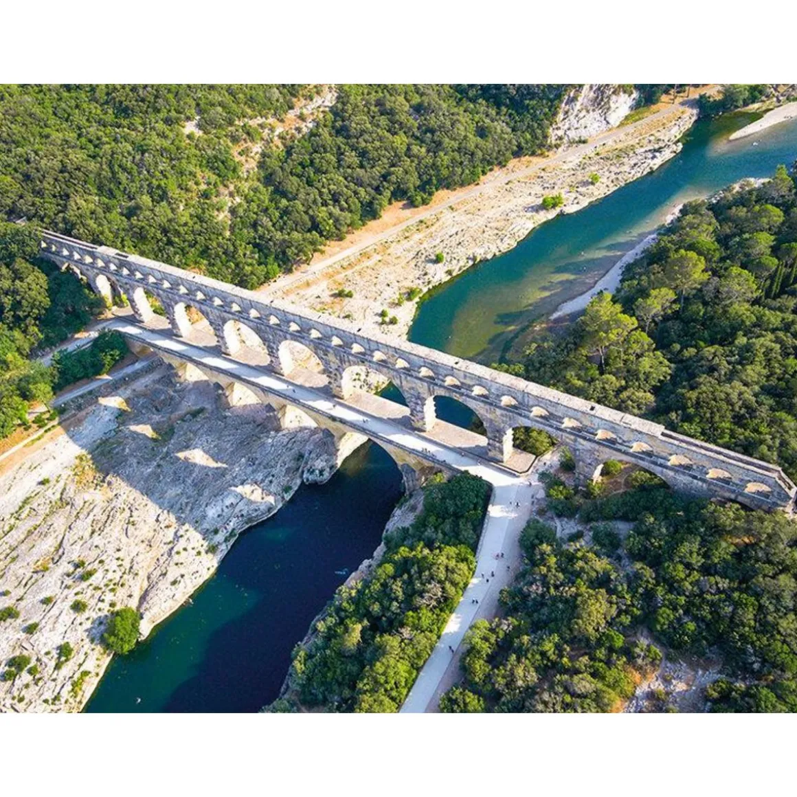 Baptême de l'air fantastique en ULM sur le circuit du pont du Gard - Coffret Cadeau Sport & Aventure