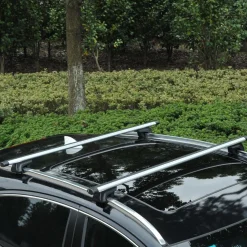 Barres de toit de voiture verrouillables 2 clés fournies dim. 125L x 5,5l x 7H cm aluminium gris noir