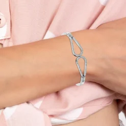 Bracelet par SC Crystal orné de Cristaux scintillants