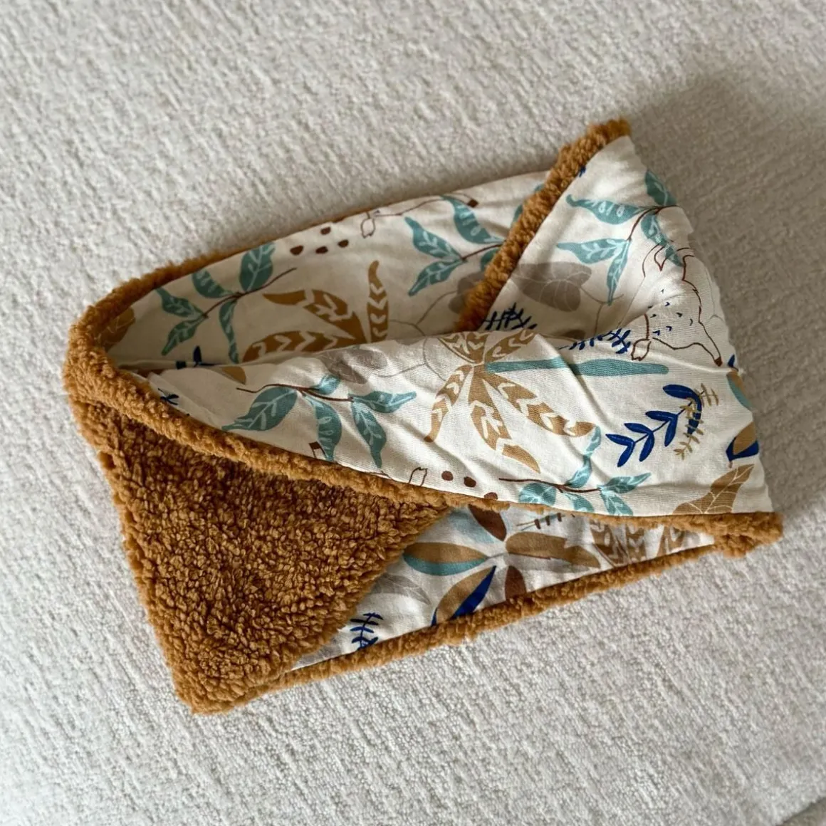 Cache cou enfant en sherpa Lamascotte