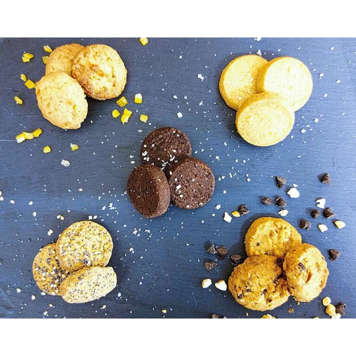 Coffret gourmand avec déclinaison de sablés à recevoir à la maison - Coffret Cadeau Gastronomie