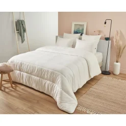 Couette Chaude L'ESSENTIELLE en polyester fibre Volupt'Air 350 g/m²