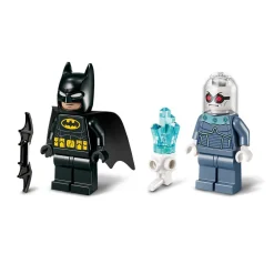 DC Comics 76301 - Batman et Batmobile contre Mr Freeze