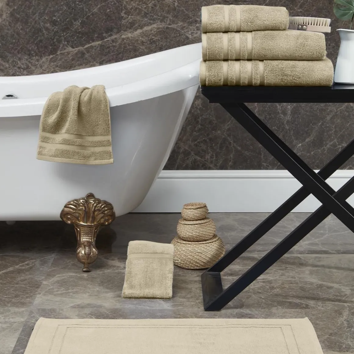 Drap de bain 600 g/m² SENSILK - 70x140 cm