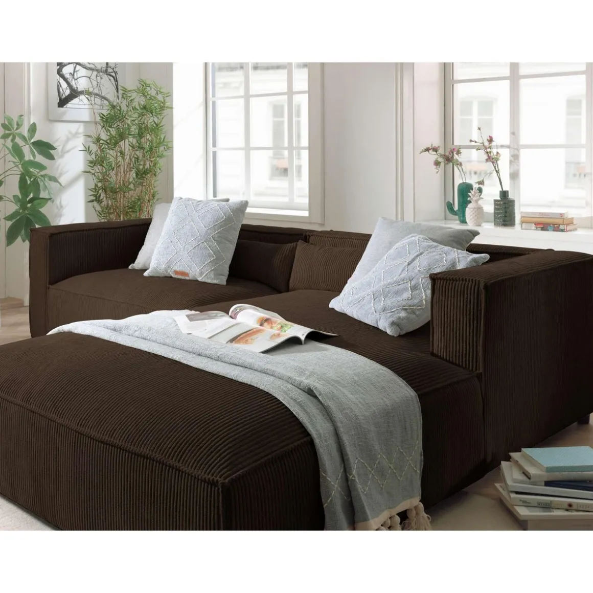 Ela - canapé d'angle droit 4 places - en velours côtelé - style contemporain