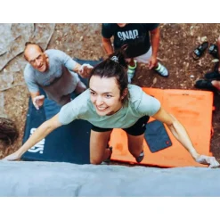 Escalade à Fontainebleau pour 4 personnes : 1/2 journée - Coffret Cadeau Sport & Aventure