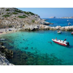 Excursion en bateau de 3h en matinée pour 2 personnes dans les calanques de Cassis avec rosé - Coffret Cadeau Sport & Aventure