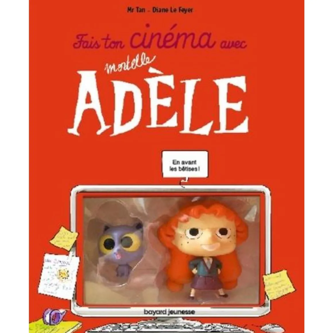FAIS TON CINEMA AVEC MORTELLE ADELE. AVEC 2 FIGURINES ET 3 DECORS ARTICULES, Mr Tan