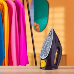 Fer à repasser DST7061/30