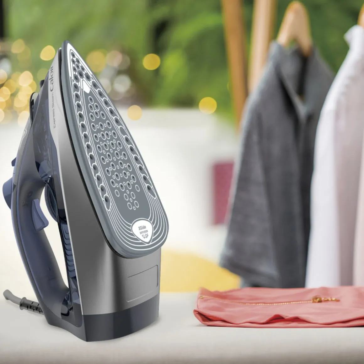 Fer à repasser FV2852C0 - Bleu