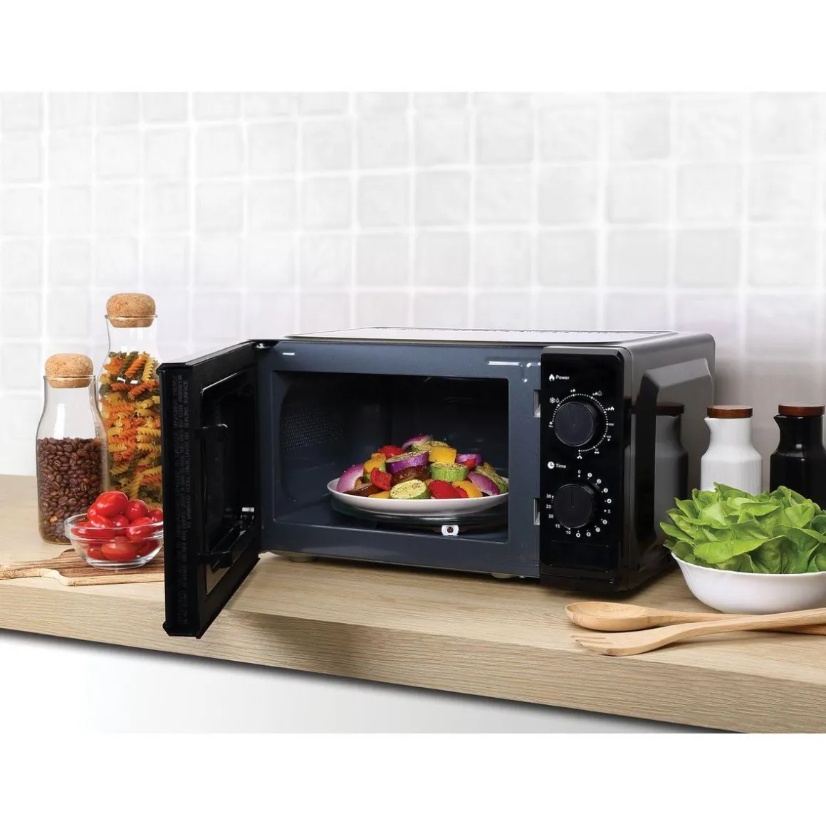 Four micro-ondes gril Q.6431 - 700 W - Capacité 20 L - Noir