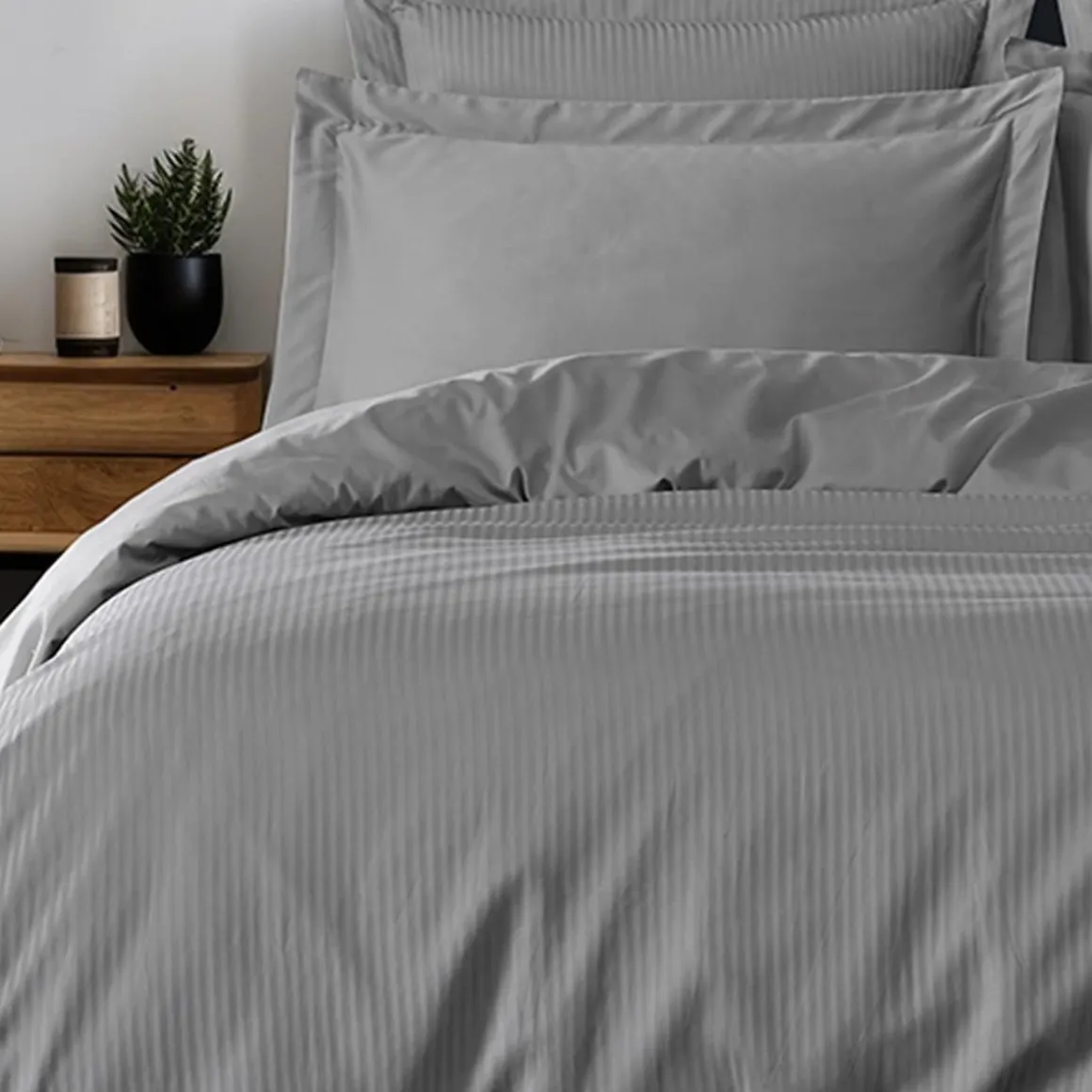 Housse de couette rayée réversible satin de coton VERSAILLES