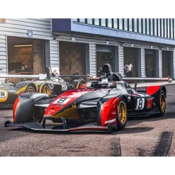 Journée F1 : 2 sessions de pilotage en Wolf Thunder avec simulateur, visite et repas près d'Alès - Coffret Cadeau Sport & Aventure