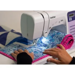 Machine à coudre FS70WTx