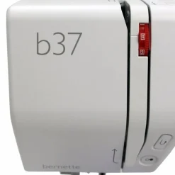 Machine à coudre électronique Bernette 37