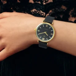 Montre Cynthia élégante ornée de Cristaux scintillants