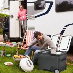 Outsunny Glacière-congélateur portable à compression 2 compartiments -22°C - 10°C 45L prise alume-cigare + adaptateur inclus gris noir