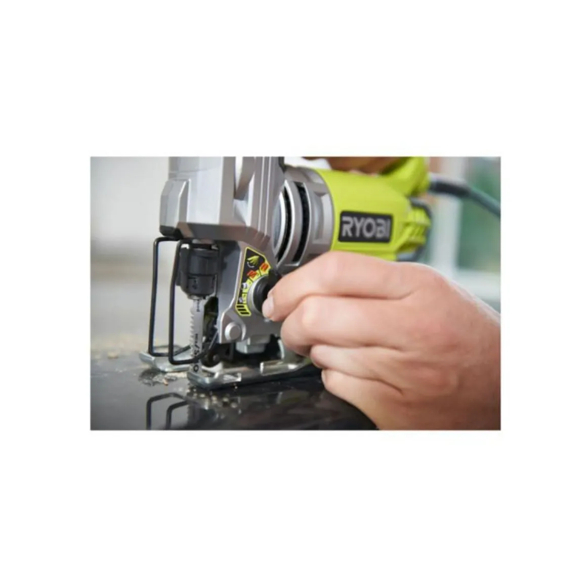 Pack RYOBI Scie sauteuse pendulaire électrique 680W RJS1050-K - Coffret de 20 lames RAK20JB