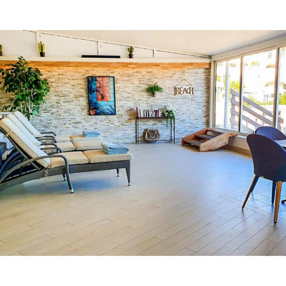 Parenthèse détente près de Fréjus avec soins, accès à la piscine et séance de hammam - Coffret Cadeau Bien-être