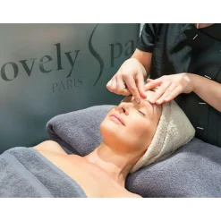 Pause détente à Paris : soin du visage et du corps avec accès au hammam - Coffret Cadeau Bien-être