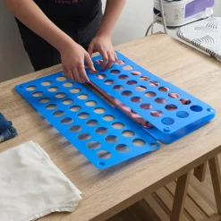 PLANCHE à plier le linge