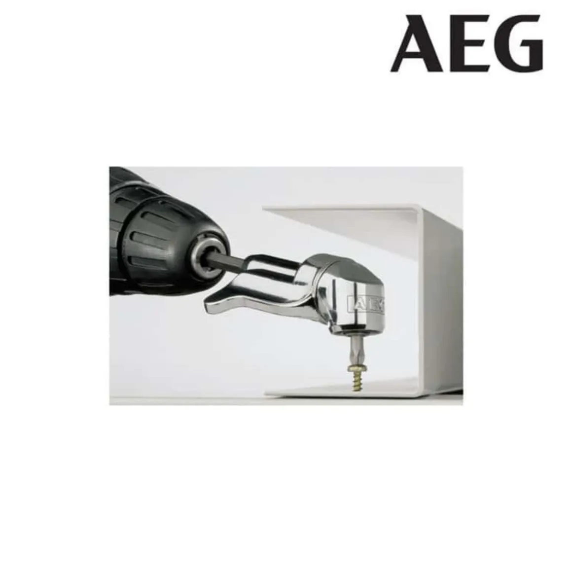 Renvoi d'angle WB1 et 10 embouts de vissage AEG 4932430173