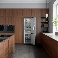 Réfrigérateur combiné RFN232041B