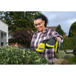 RYOBI - Cisaille a gazon / sculpteur de végétaux 18V ONE+ - Mallette de rangement + batterie 2,0 Ah & chargeur - RY18GSA-120T