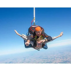 Saut en parachute à 4200 m d'altitude pour 2 amateurs de sensations fortes - Coffret Cadeau Sport & Aventure