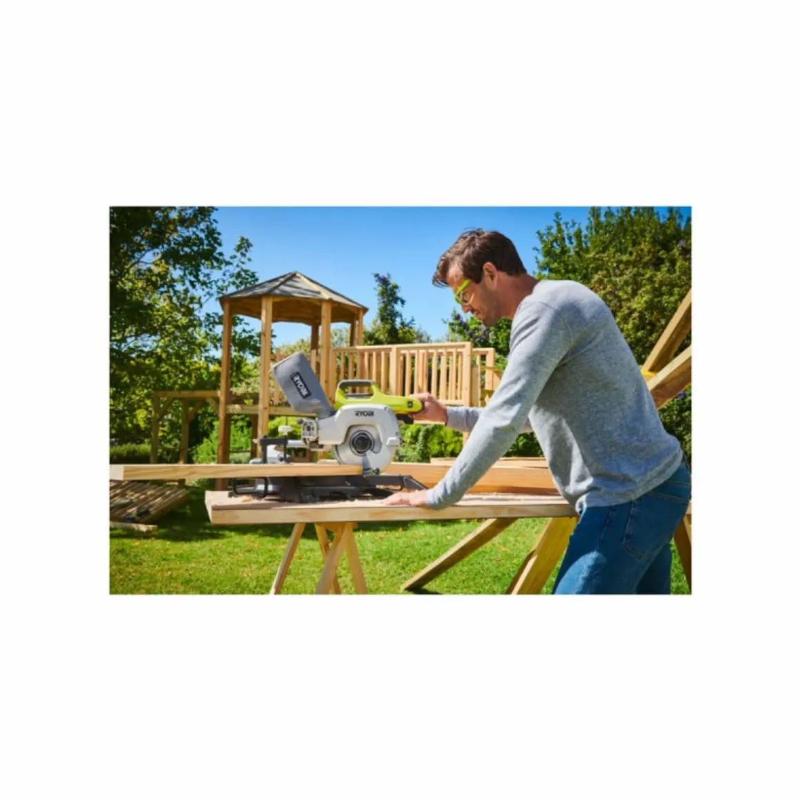 Scie à onglet radiale RYOBI 18V One Plus - sans batterie ni chargeur - R18MS216-0