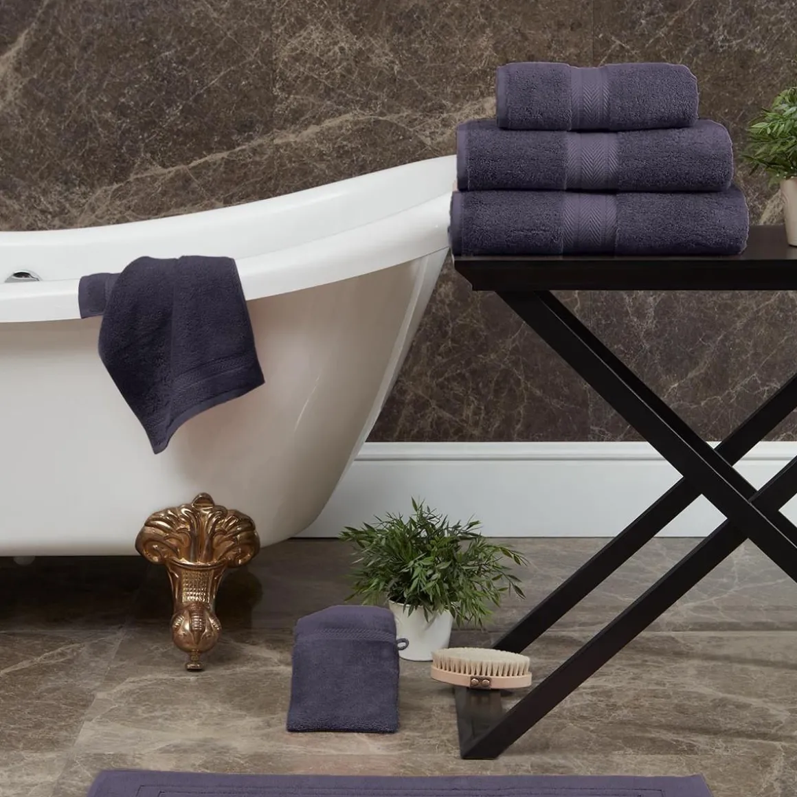 Serviette de toilette 550 g/m² LUXURY - 50x100 cm