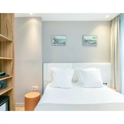 Séjour à Paris avec visite guidée d'1h30 de la tour Eiffel - Coffret Cadeau Multi-thèmes