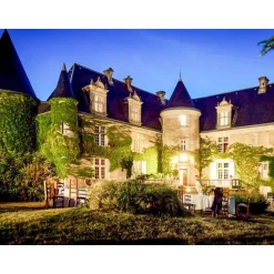 Séjour de 3 jours dans un château en chambre supérieure avec dîner près de Périgeux - Coffret Cadeau Séjour