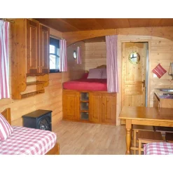 Séjour insolite de 2 jours en roulotte sur la côte bretonne - Coffret Cadeau Séjour