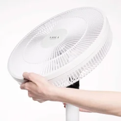 Spring X9 Ventilateur sur pied Silencieux et Puissant avec télécommande - 9 vitesses + Turbo et Eco - écran LED et minuterie