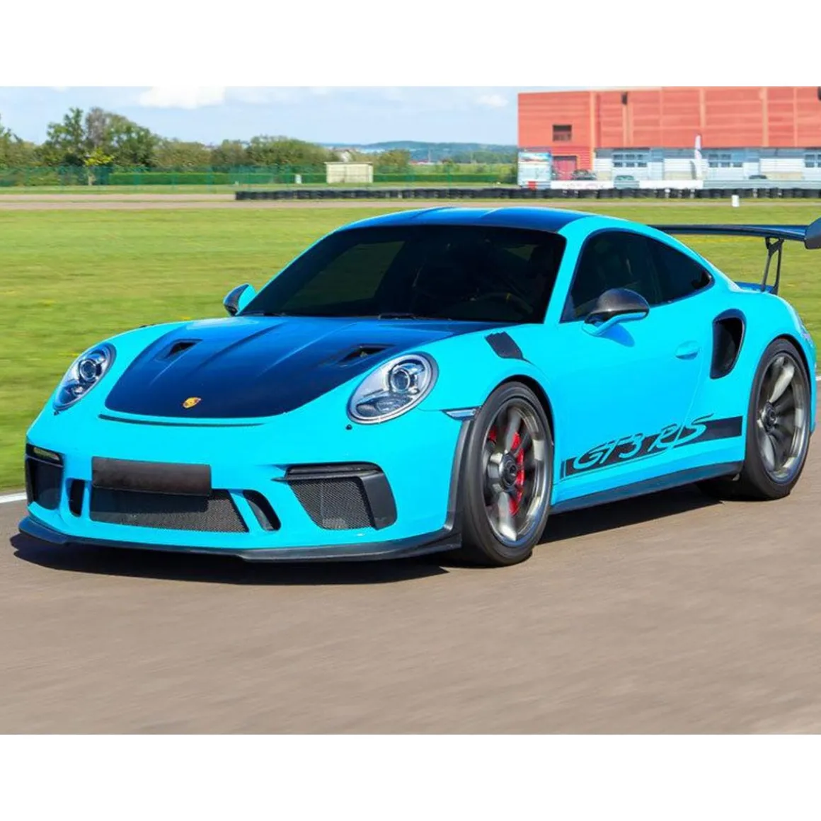 Stage de pilotage : 2 tours sur le circuit de Saint-Laurent-de-Mure en Porsche 991 GT3 RS - Coffret Cadeau Sport & Aventure