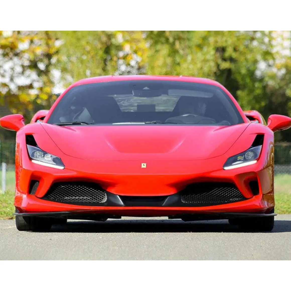 Stage de pilotage : 3 tours sur le circuit de La Ferté-Gaucher en Ferrari F8 Tributo - Coffret Cadeau Sport & Aventure