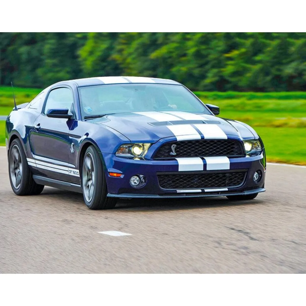 Stage de pilotage : 3 tours sur le circuit de Montlhéry en Ford Mustang Shelby GT500 - Coffret Cadeau Sport & Aventure