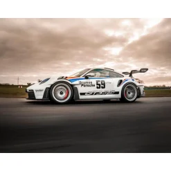 Stage de pilotage : 2 tours sur le circuit de La Châtre en Porsche 992 GT3 RS - Coffret Cadeau Sport & Aventure