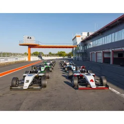 Stage de pilotage monoplace : 18 tours sur le circuit de Pau-Arnos en Formule 4 Tatuus - Coffret Cadeau Sport & Aventure